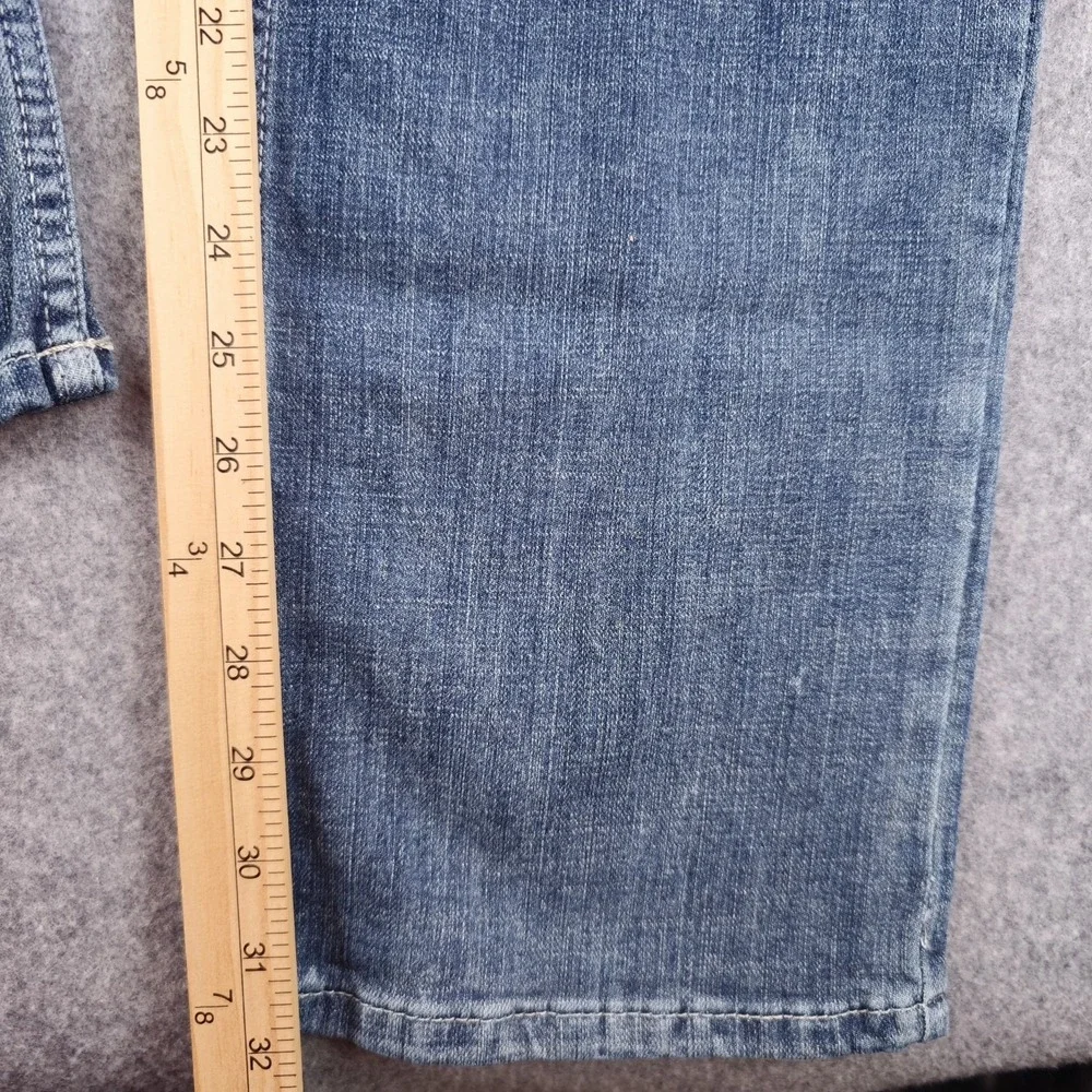 Wrangler Straight Leg Jeans Women's 15x34 Blue Faded Medium Wash Denim Stretch